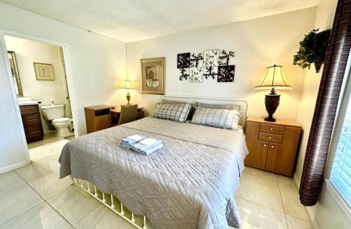 Chinatown Apartment | Gem house in ChinaTown Vegas