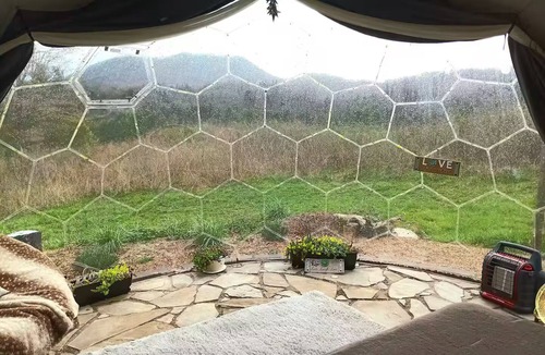 Laurel Bloomery RV Rental | Geodesic Dome Glamping in Laurel Bloomery, TN