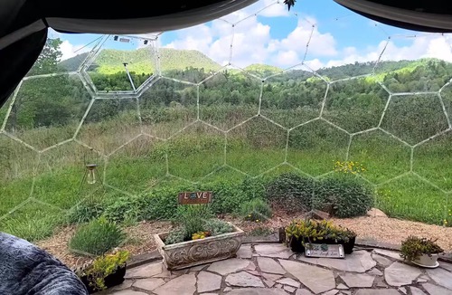 Laurel Bloomery RV Rental | Geodesic Dome Glamping in Laurel Bloomery, TN