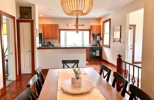 Kenton House | Gorgeous Lake House with In-ground pool