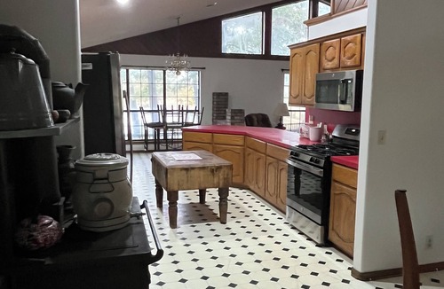 Hatfield House | Granny & Pap’s place, 3 bedroom retreat in the heart of the Ouachita mountains