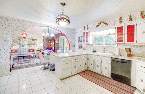Princeton House | Great for Large Groups! Massive Princeton Estate