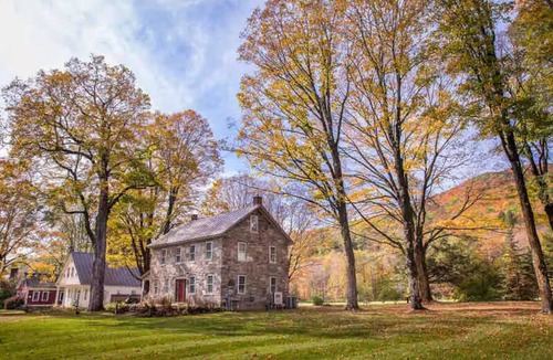 Reading House | Greystone 1830