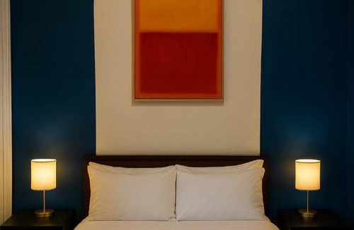 Near West Side Apartment | Gym Garage Parking Balcony Sleeps 4