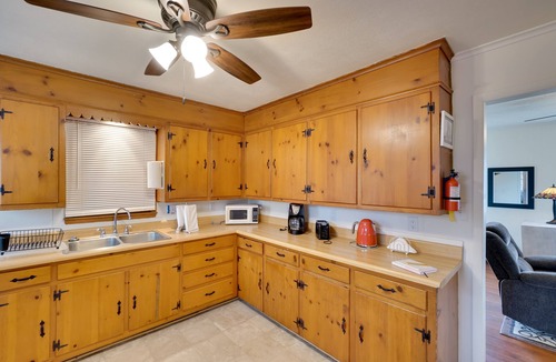 Bolivar Apartment | Half Mile to Harpers Ferry: Duplex w/Fire Pit