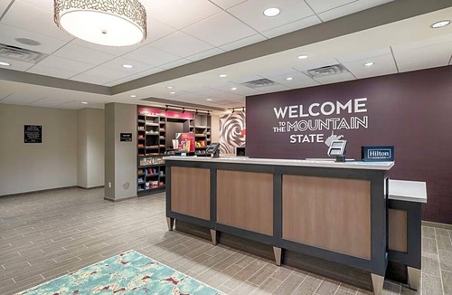 Weston Hotel | Hampton Inn Weston