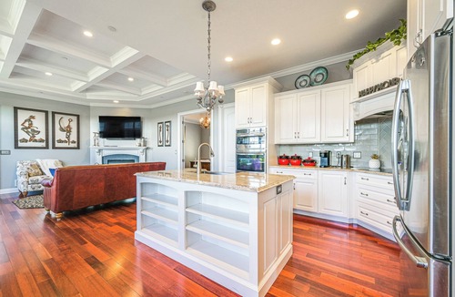 Porters Sideling Apartment | Hanover Retreat w/Pool, Near Codorus State Park!