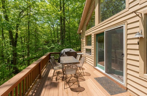 North Glade Hills House | Happy Times