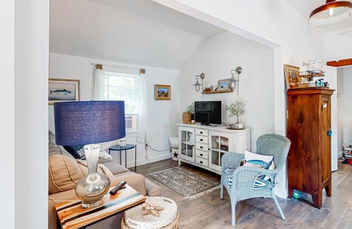Eastham House | Hay Cottage