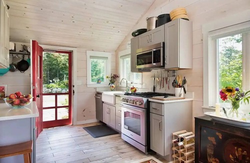 Pemaquid Point House | Headwinds.