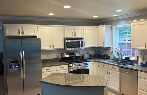 Ballston Spa House | Heated Pool, Hot Tub, Fire Pit, SPAC, 8 Beds, Track, Ski