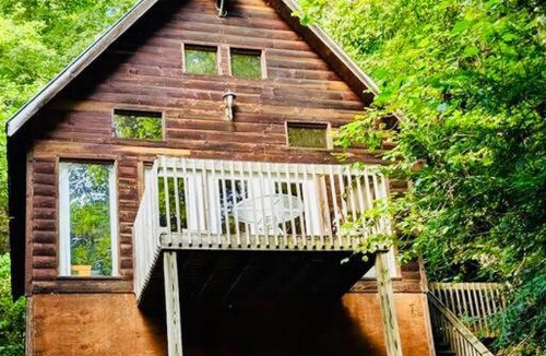 Rogers House | Hidden Falls Cabin - Cozy RRG Retreat - Forest Views