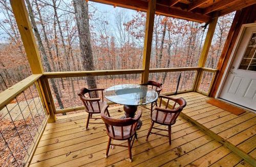 Mammoth Spring House | Hideaway Cabin near Mammoth Springs, Ark
