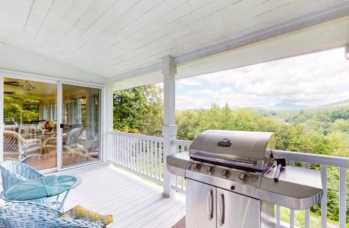 Pineola House | High Country Cottage