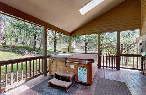 McHenry House | Highland Cottage