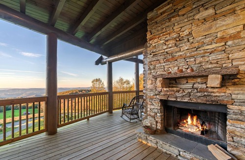 Banner Elk House | Highland Mist Pet Friendly, Beautiful Views, Hot Tub, Game Tables, Winery Close by