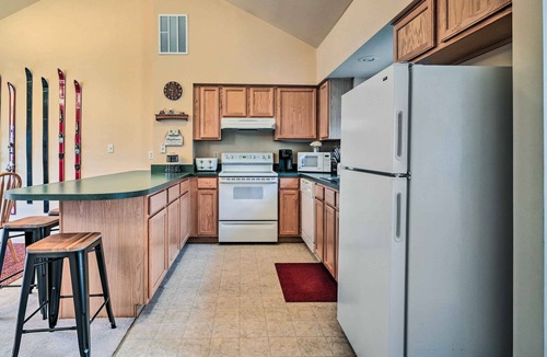 Mercersburg House | Hike, Bike & Swim: Mountain Escape w/Deck