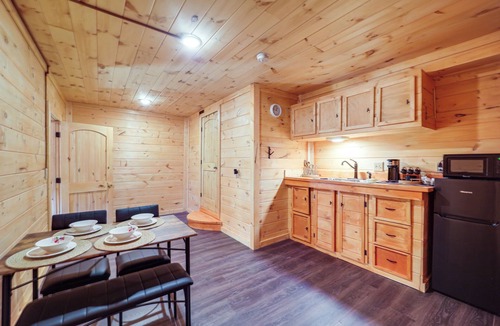 Mountain City Apartment | Hike, Fish, Sip & Ski: Quiet Apt in Mountain City