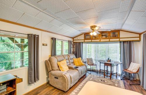 Newland House | Hike, Swim, Ski & More: Pet-Friendly Newland Home!