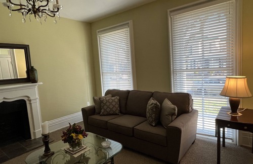 Maysville Apartment | Historic and Elegant