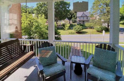 Harpers Ferry House | Historic Harpers Ferry Home. Prime location