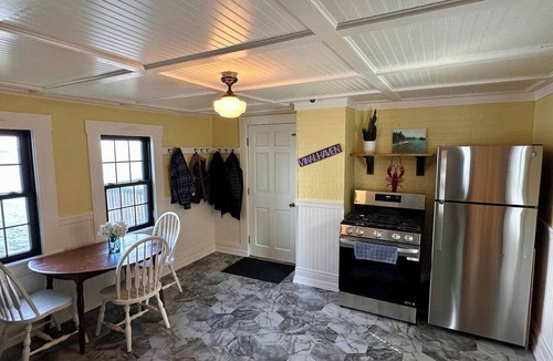 Vinalhaven House | Historic Lighthouse Escape in Maine | Panoramic Ocean Views
