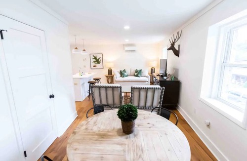 Blowing Rock Apartment | Historical Hotel, Main Street Blowing Rock