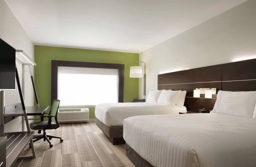 Knoxville Hotel | Holiday Inn Express Knoxville-Strawberry Plains by IHG