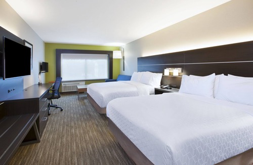 Parkersburg Hotel | Holiday Inn Express & Suites Parkersburg East by IHG