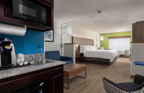 Carrollton Hotel | Holiday Inn Express & Suites Carrollton by IHG