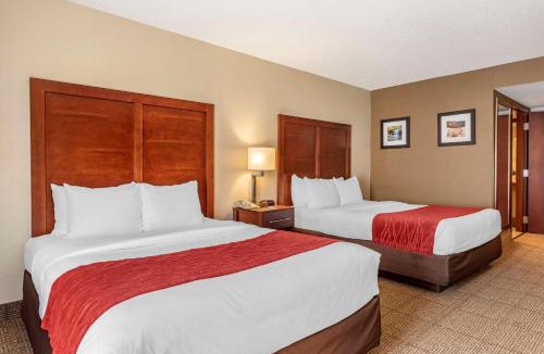 Farmers Hotel | Holiday Inn Express & Suites Morehead by IHG