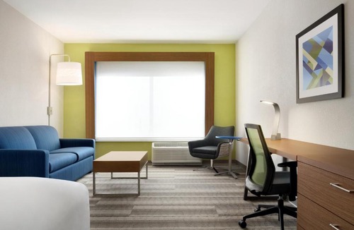 Wilder Hotel | Holiday Inn Express & Suites - Cincinnati South - Wilder by IHG
