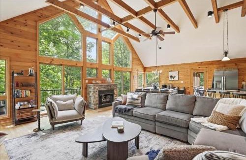 Berkeley Springs Ski Chalet | Holler Home