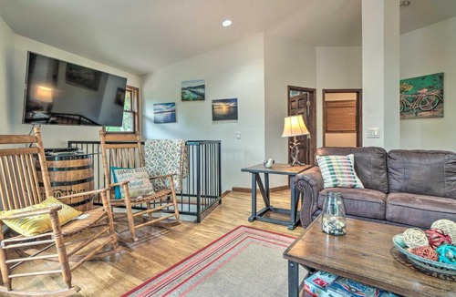 Dandridge House | Home on Douglas Lake - Fish & Kayak!