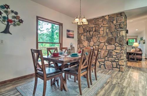 Dandridge House | Home on Douglas Lake - Fish & Kayak!