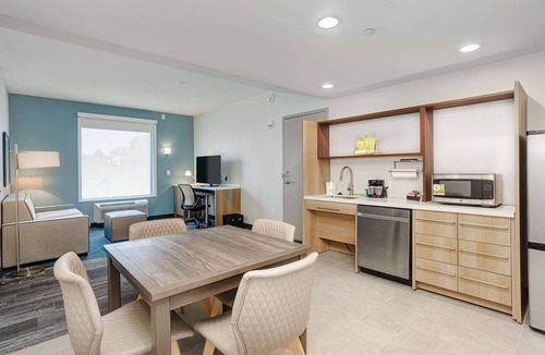 Johnson City Hotel | Home2 Suites by Hilton Johnson City, TN