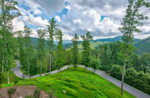 Banner Elk House | Homestead Lodge at Eagles Nest