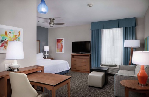 Oakley Hotel | Homewood Suites by Hilton Cincinnati-Midtown, OH