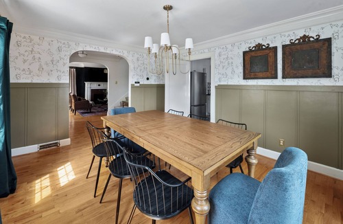Frankfort House | Hot tub | 4 BR Renovated | Coffee + Espresso Bar | Poker | 3 mi to Buffalo Trace