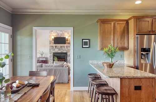 Swannanoa House | Hot Tub, Deck w/Breathtaking Mountain Views
