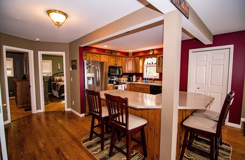 Swanton House | Hot Tub Lakehouse! Game Room + Fire Pit! Walk to Lake! 5 Min to Wisp!