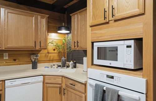 Rogers Ski Chalet | Hot Tub & Wifi - Hillside Haven Red River Gorge KY