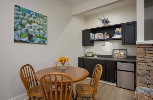 Brevard House | Hummingbird Hideaway in Connestee Falls