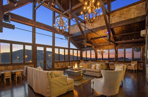 Frank House | Incredible Mountain Home with Breathtaking Views