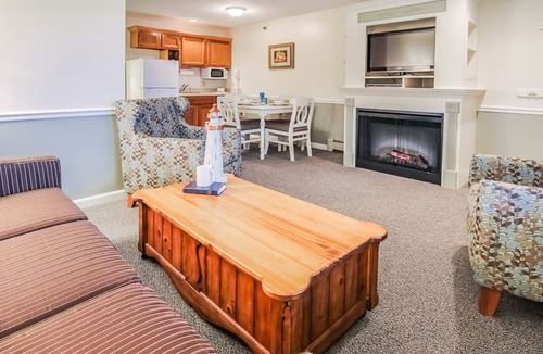 Ogunquit Condo | "InnSeason's" The Falls at Ogunquit Resort Condo - August 14-21, 2026