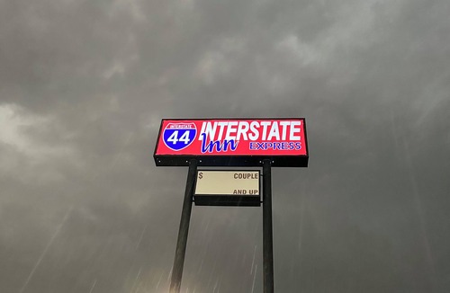 Tulsa Hotel | Interstate Inn Express