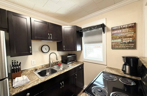 Foster Cottage | Ivy Branch Cottage - Danville