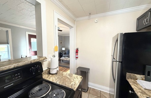 Foster Cottage | Ivy Branch Cottage - Danville