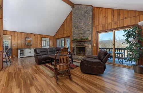 Black Mountain House | Ivy Cottage