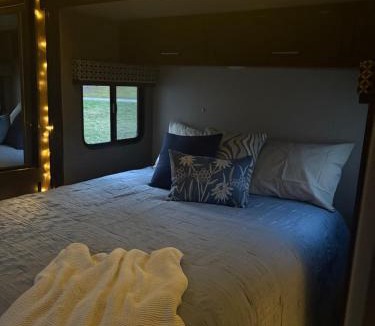 Otto Other | Jennys creekside bliss